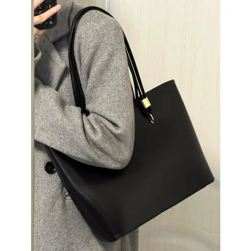 Black Tote Bag 2025 New Women's Zipper Shoulder Bag